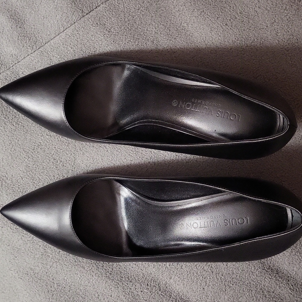 New Louis Vuitton Uniformes Cherie pumps - Picture 7 of 10